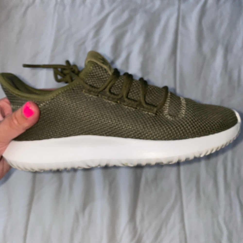 Adidas tubular shoe